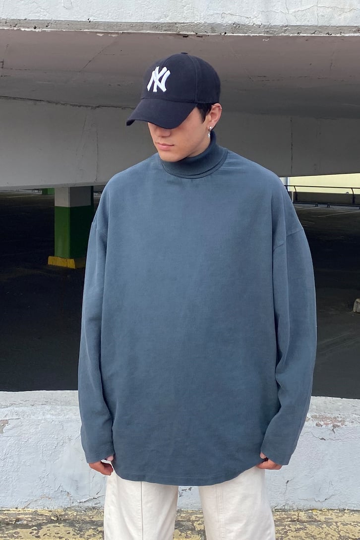 KABARTMA BASKILI OVERSIZE SWEATSHIRT