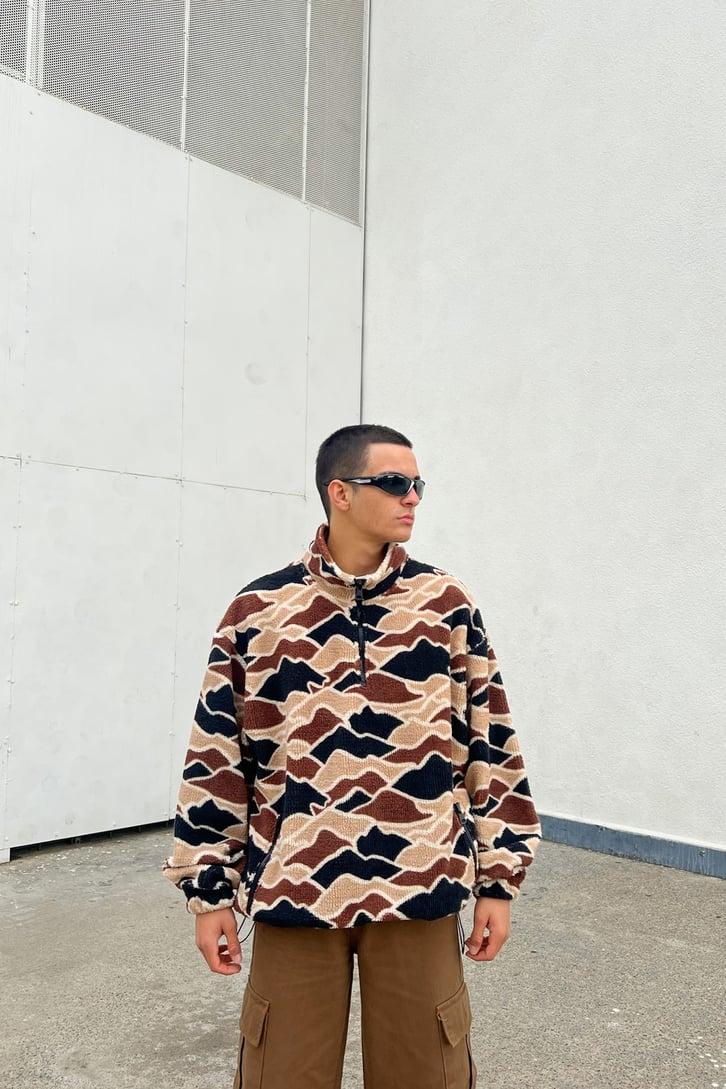 Kamuflaj Desen Half-Zip Kahverengi Peluş Sweatshirt