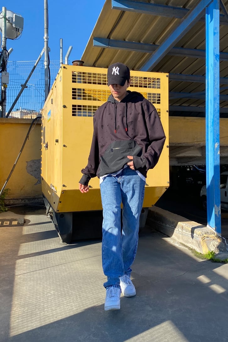 Kangaroo Pocket Oversize Premium Hoodie