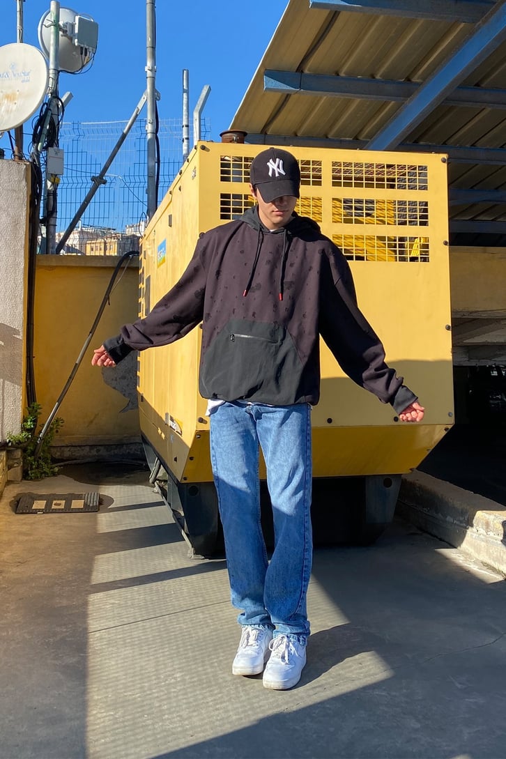 Kangaroo Pocket Oversize Premium Hoodie