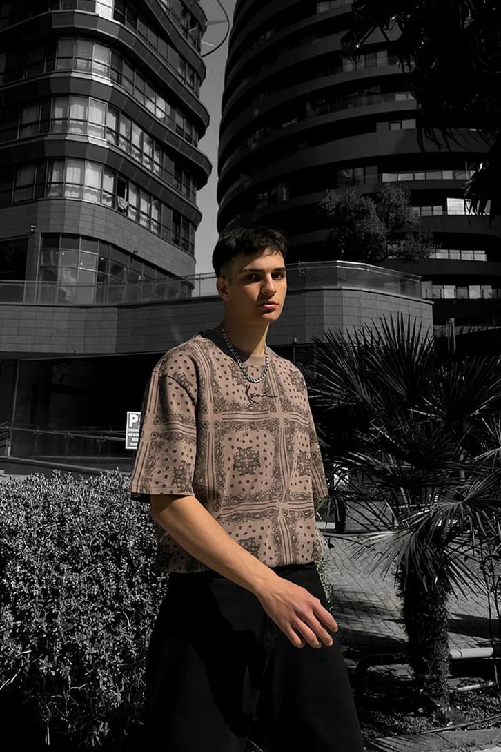 Kani Bandana Desen Oversize Tişört