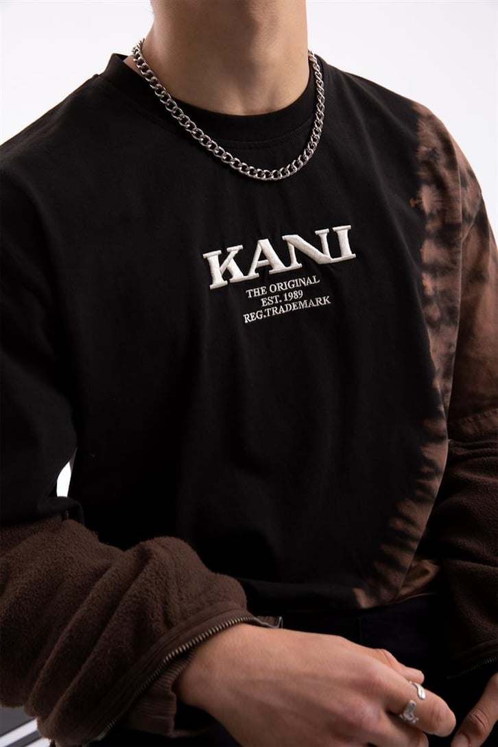 Kani Nakışlı Batik Desen Siyah Oversize Tişört