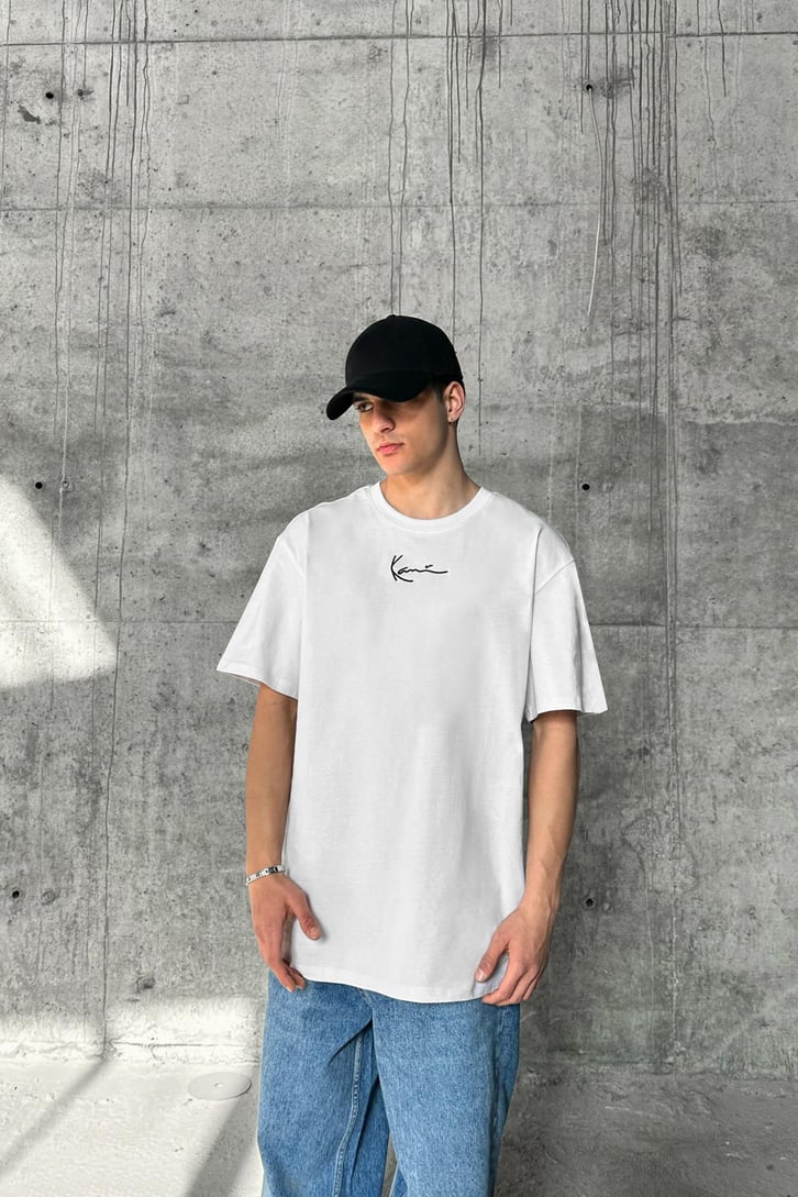 Kani Nakışlı Beyaz Oversize Tişört