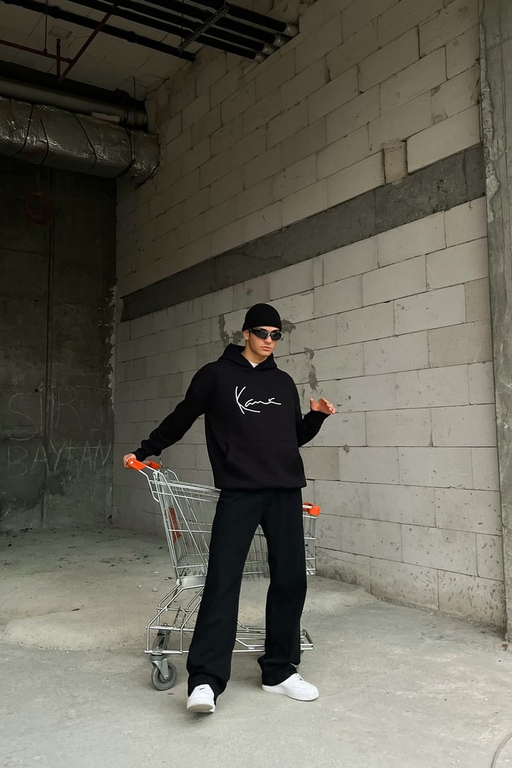 Kani Nakışlı Oversize Hoodie