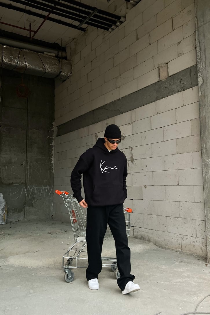 Kani Nakışlı Oversize Hoodie