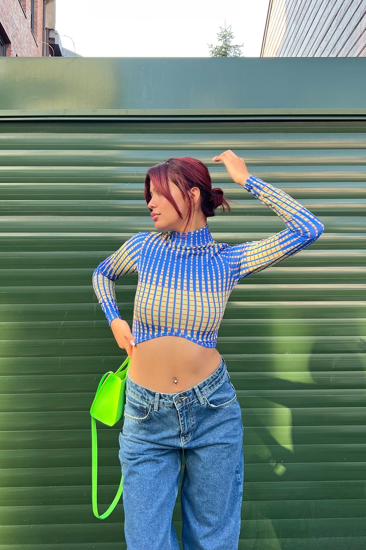 Kare Desenli Mavi Uzun Kollu Crop