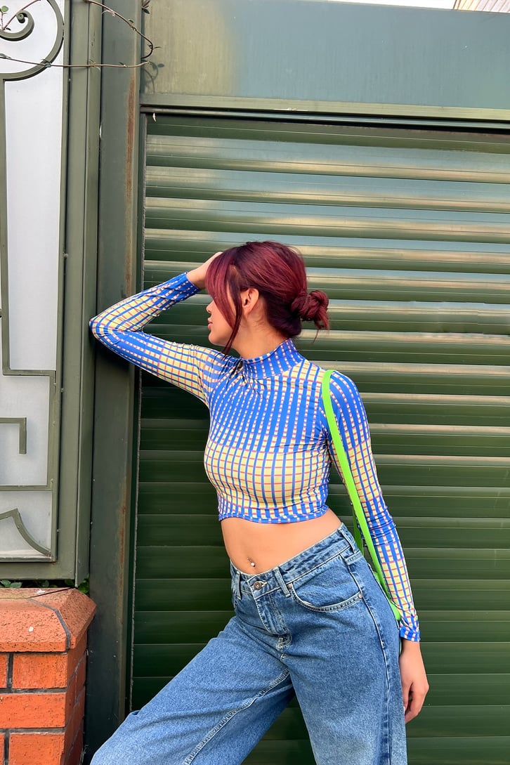 Kare Desenli Mavi Uzun Kollu Crop