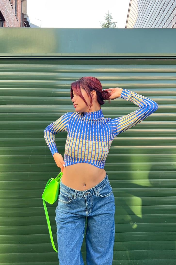 Kare Desenli Mavi Uzun Kollu Crop