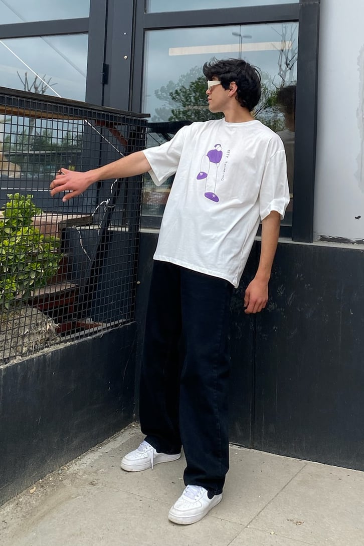 Keep Thinking Baskılı Beyaz Oversize Tshirt