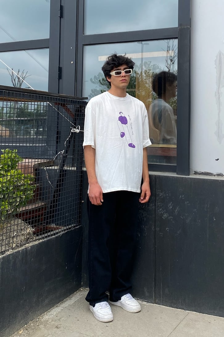 Keep Thinking Baskılı Beyaz Oversize Tshirt