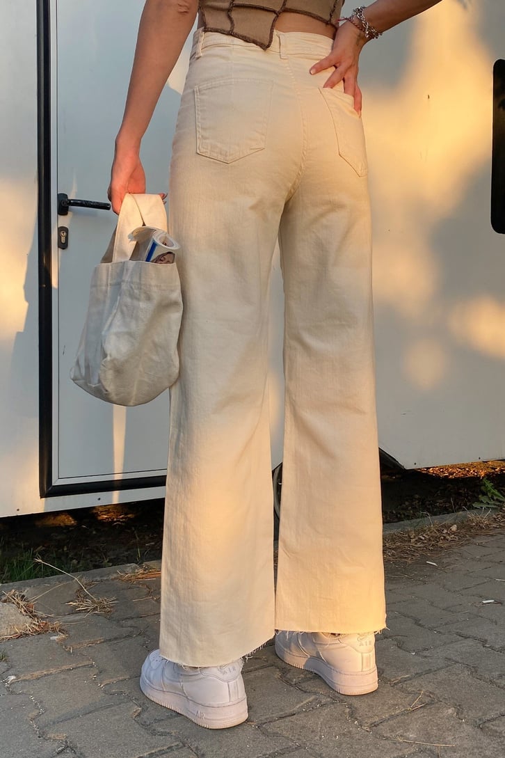 Kesik Detay Krem Baggy Jean
