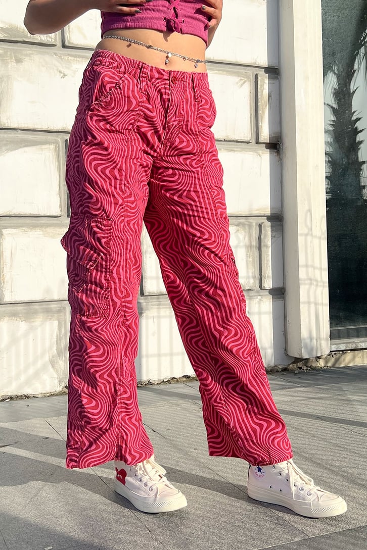 Kesik Paça Kargo Cepli Pembe Baggy Pantolon