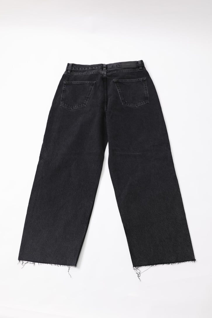 Kesik Paçalı Antrasit Baggy Jean