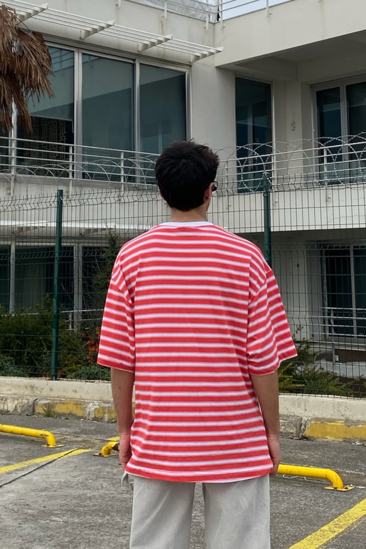 Kırmızı Beyaz Çizgili Oversize Basic Tshirt