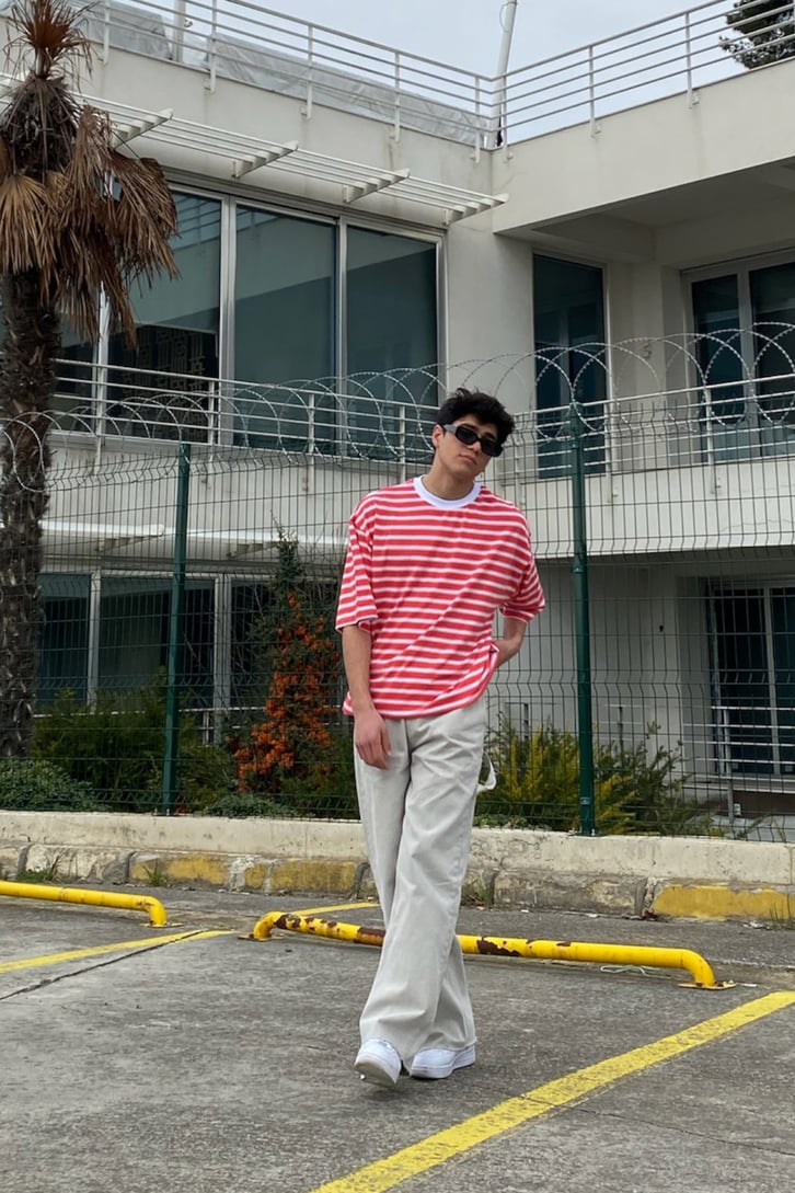 Kırmızı Beyaz Çizgili Oversize Basic Tshirt