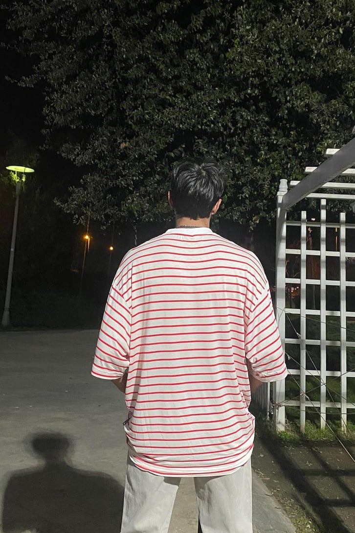 Kırmızı Çizgili Oversize Basic Tshirt