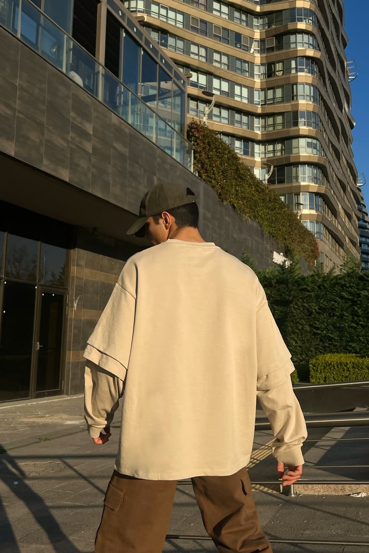 Kol Detaylì Bej Oversize Sweatshirt
