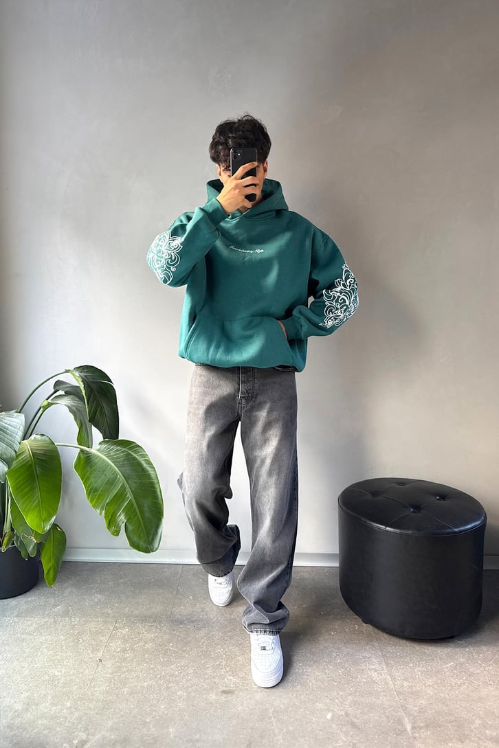 Kol Nakış Detaylı Oversize Hoodie