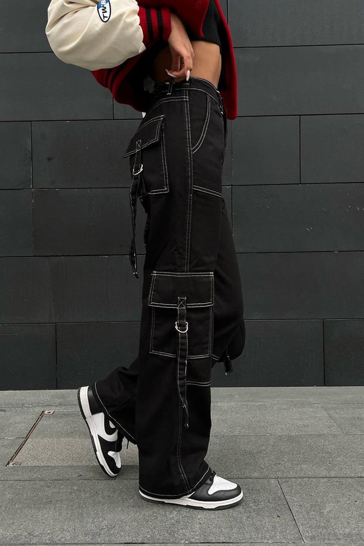 Kontrast Dikiş Cepli Siyah Baggy Jean