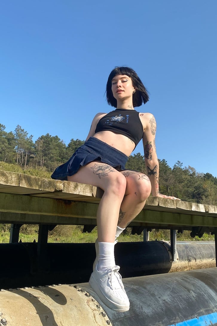 Koyu Mavi Pileli Mini Denim Etek