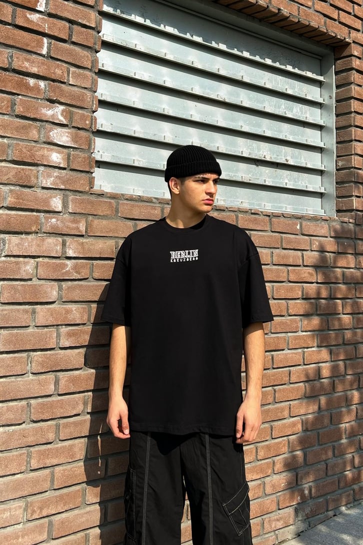 Kreuzberg Nakışlı Oversize Tshirt