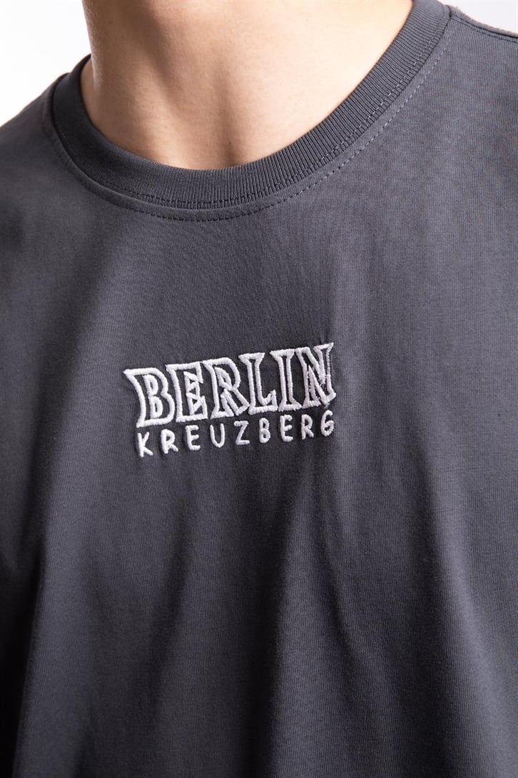 Kreuzberg Nakışlı Oversize Tshirt