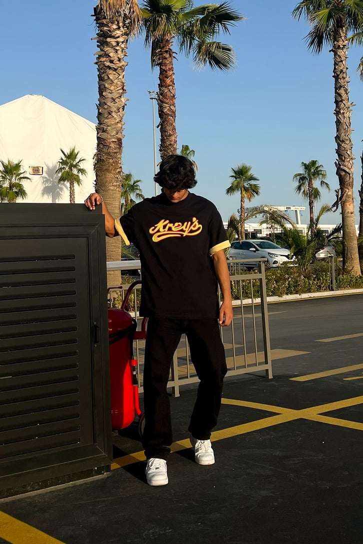 Kreys Nakışlı Siyah Oversize Tshirt