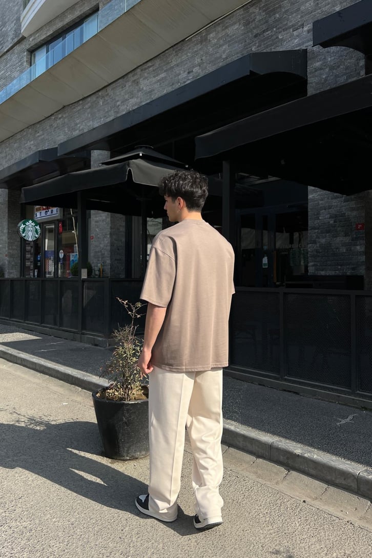 Kübizm Nakışlı Füme Oversize Tişört