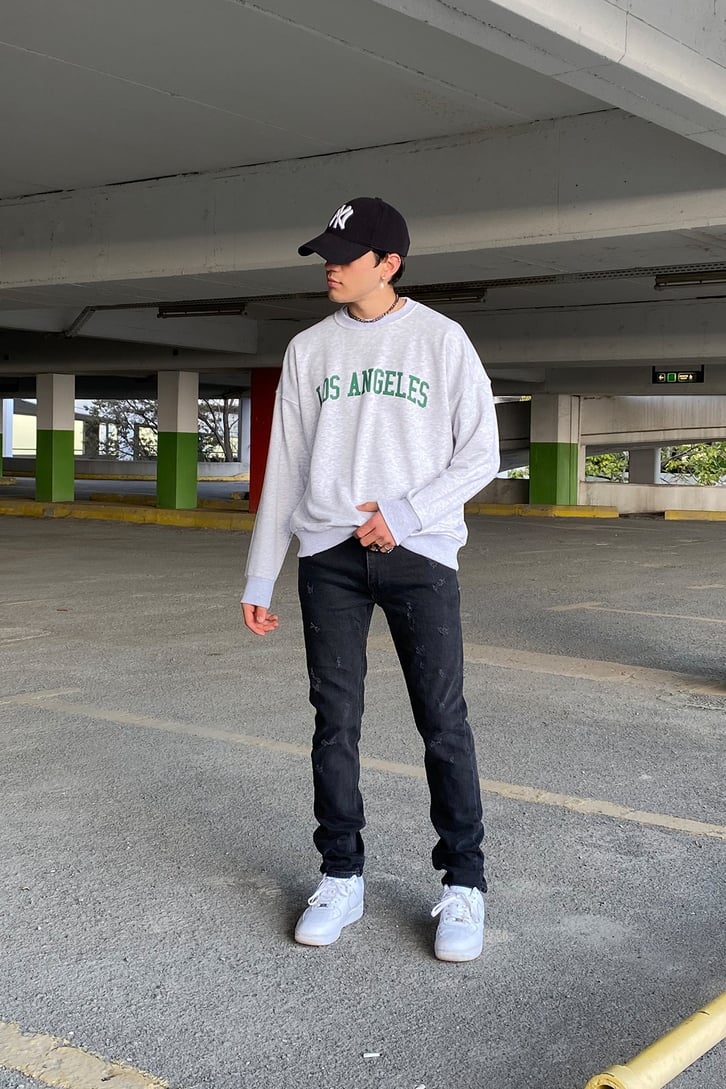 LA CITY BASKILI OVERSIZE SWEATSHIRT