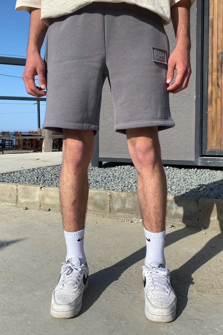Label Detaylı Bermuda Şort