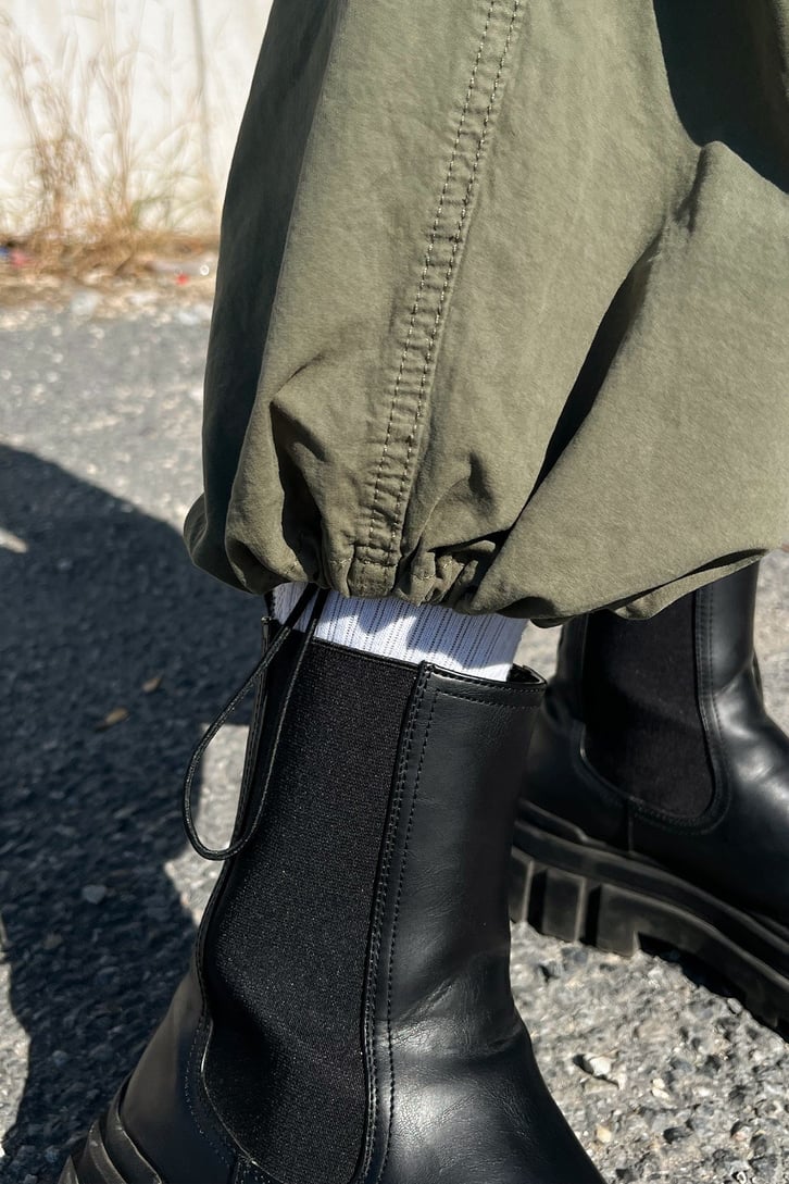 Lastikli Yeşil Paraşüt Kumaş Pantolon