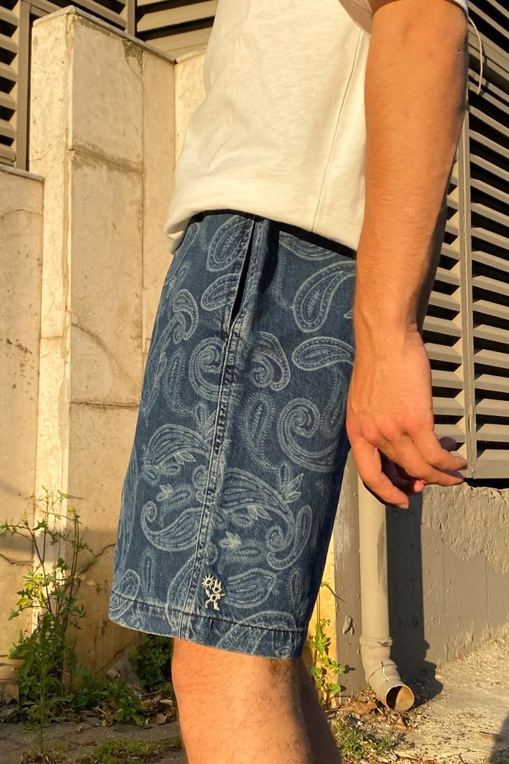 Leaf Desen Kot Mavisi Şort