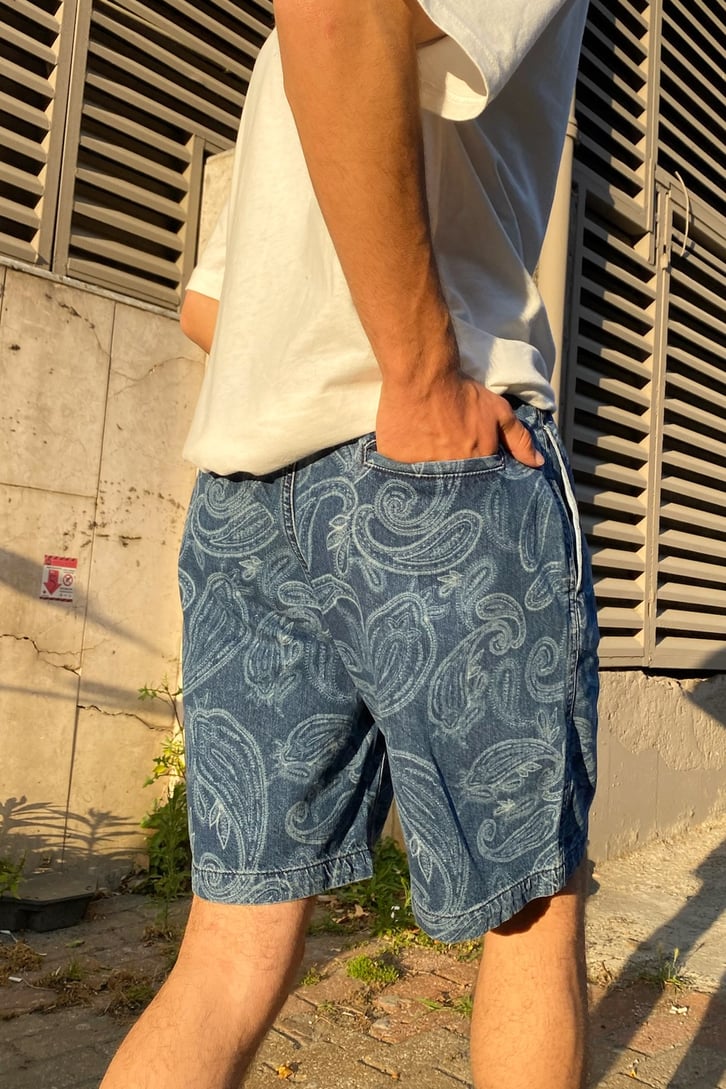 Leaf Desen Kot Mavisi Şort