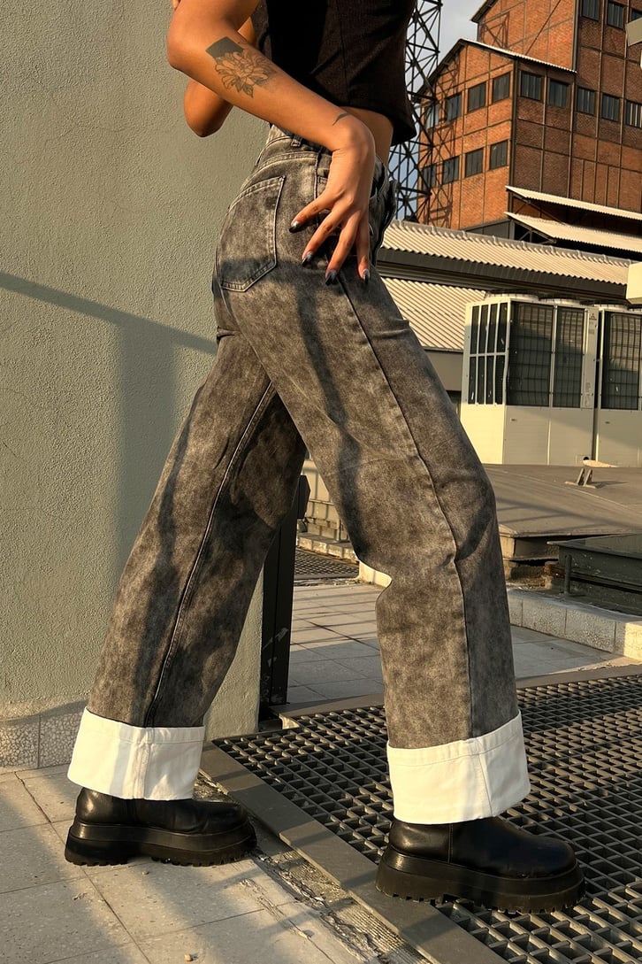 Leg Detail Acid Wash Baggy Jean