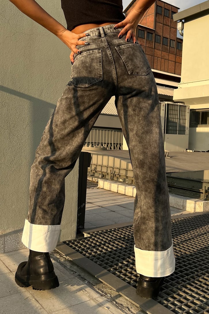 Leg Detail Acid Wash Baggy Jean