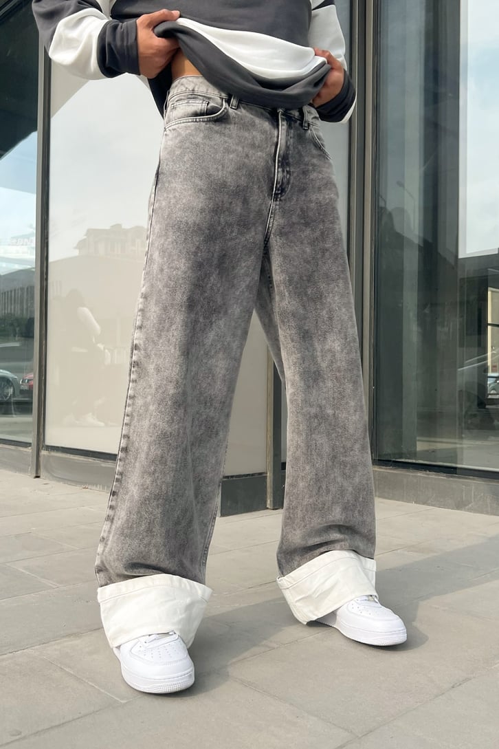 Leg Detail Gri Acid Wash Baggy Jean