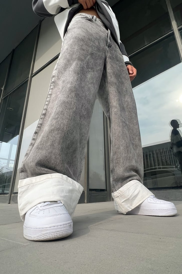 Leg Detail Gri Acid Wash Baggy Jean