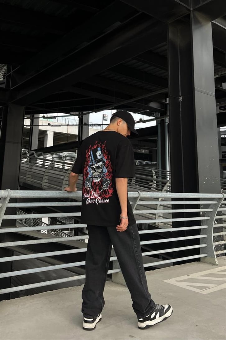 Legendary Outlaw Siyah Oversize Tişört
