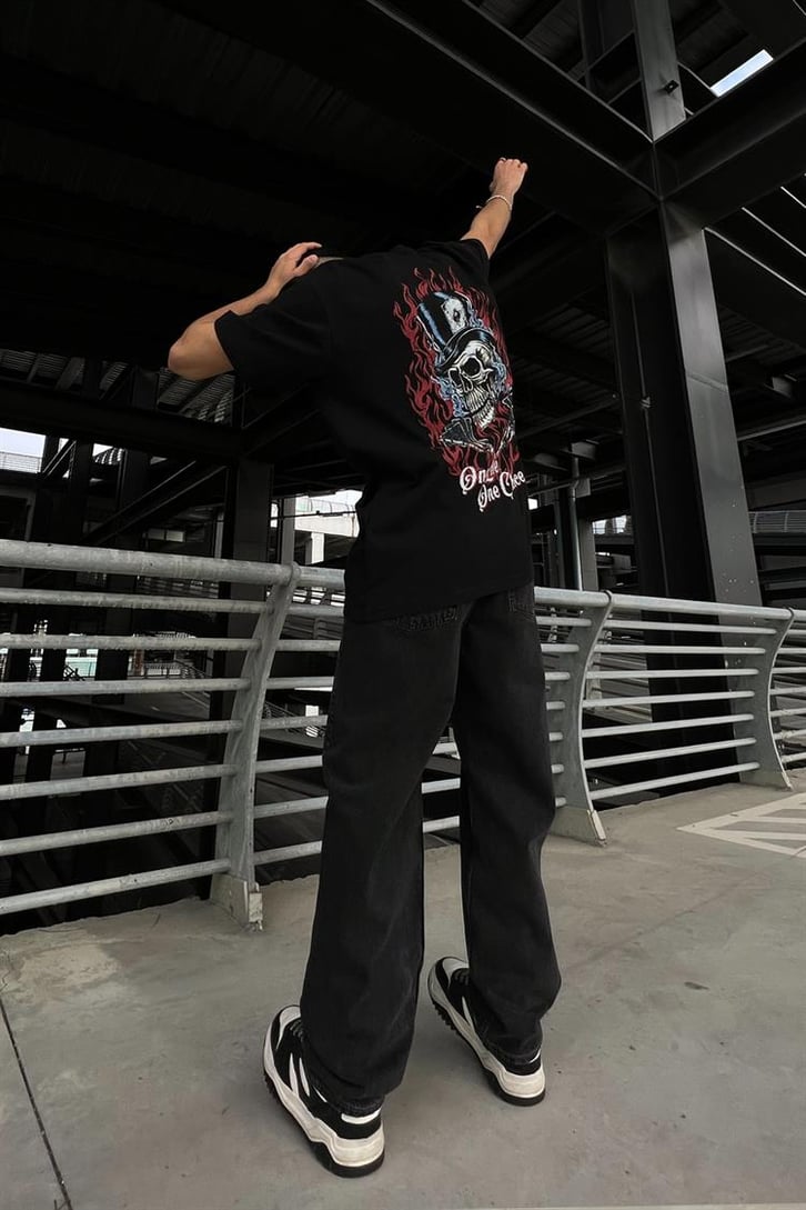 Legendary Outlaw Siyah Oversize Tişört