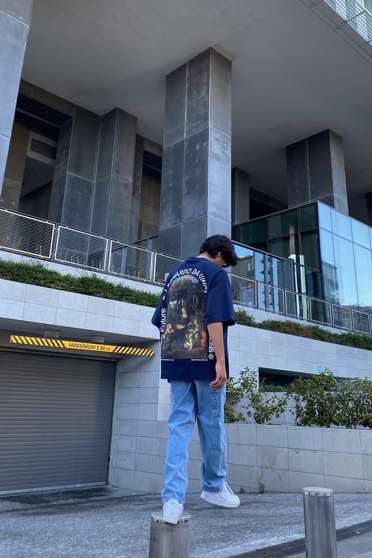 Leonardo Da Vinci Baskılı Lacivert Oversize Tshirt