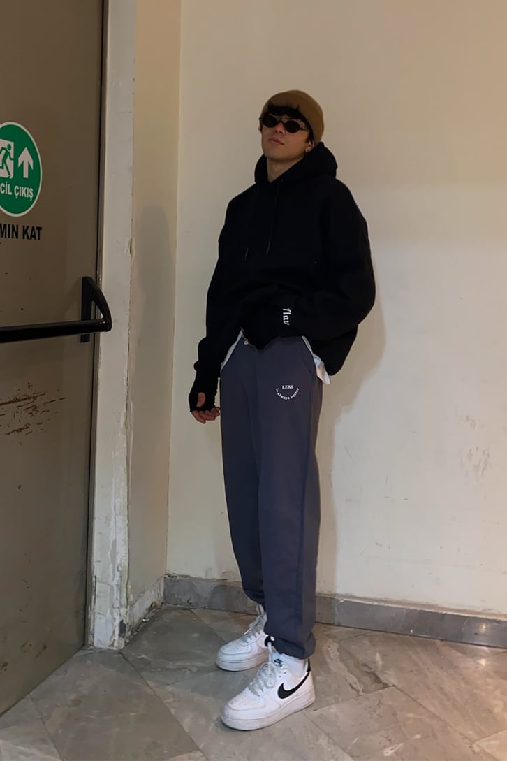 Less is Always Better Minimal Printed Gri Sweatpant