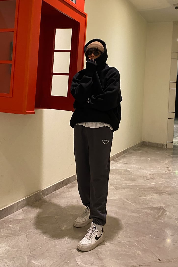 Less is Always Better Minimal Printed Gri Sweatpant