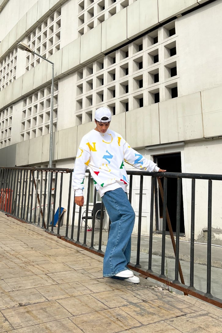Letter Smile Baskılı Beyaz Oversize Sweatshirt