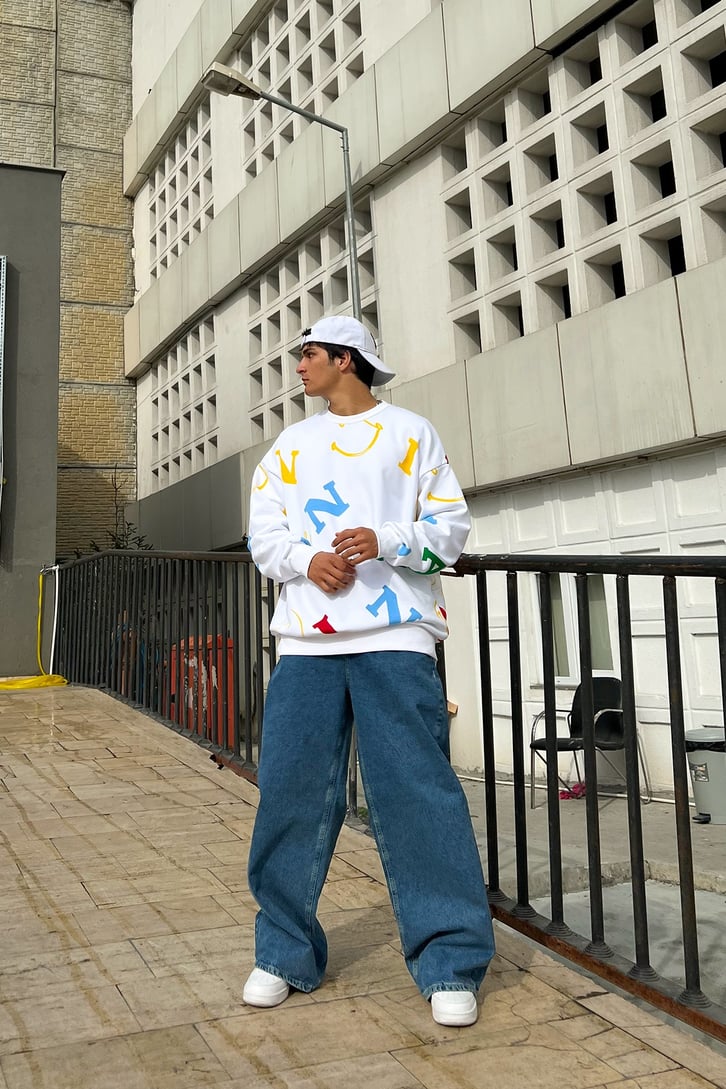 Letter Smile Baskılı Beyaz Oversize Sweatshirt