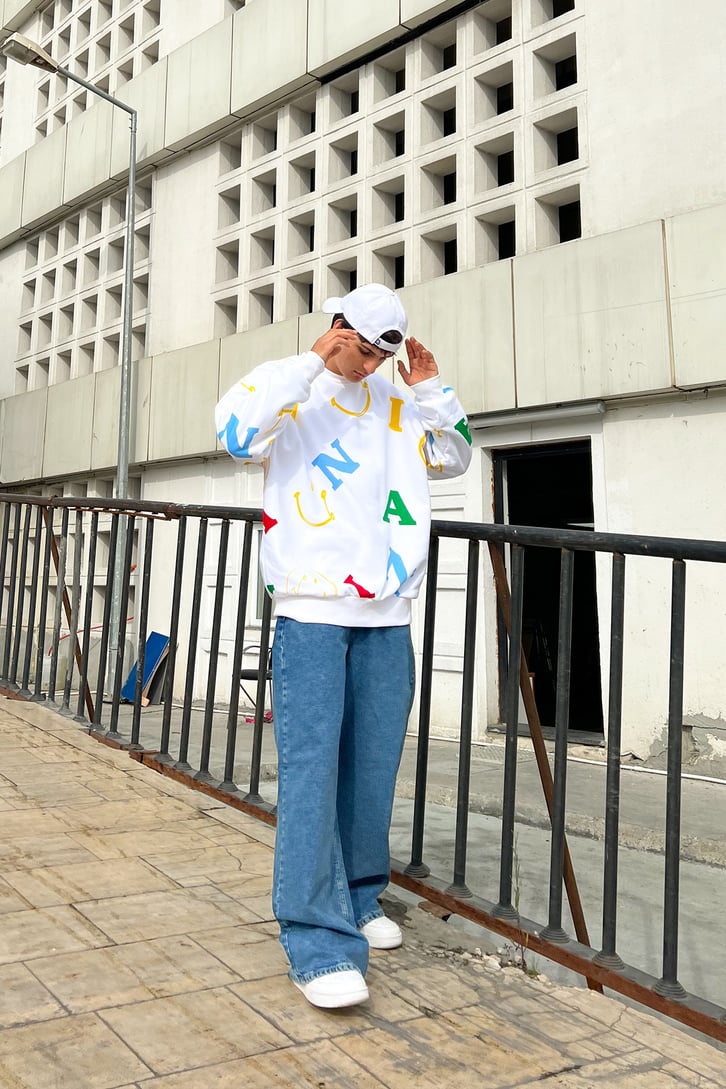 Letter Smile Baskılı Beyaz Oversize Sweatshirt