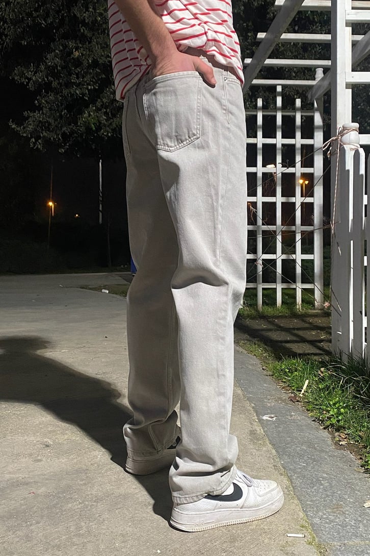 Light Gray Basic Losse Fit Jean
