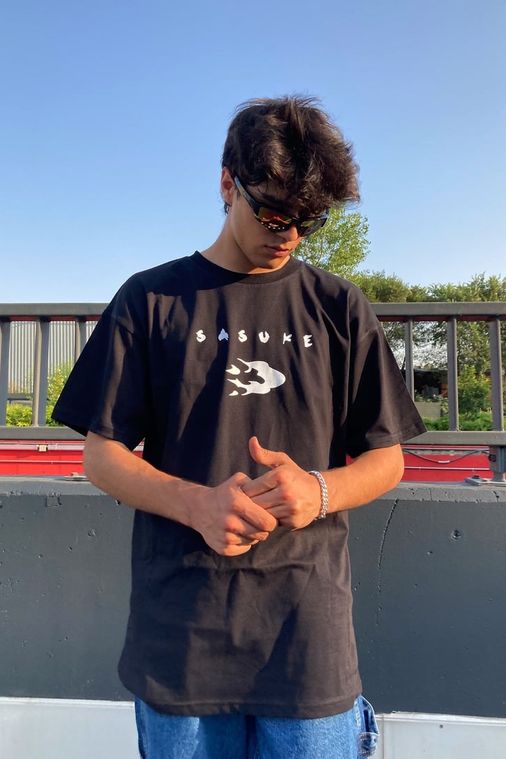LIMITED EDITION SASUKE VS NARUTO BASKILI OVERSIZE TSHIRT