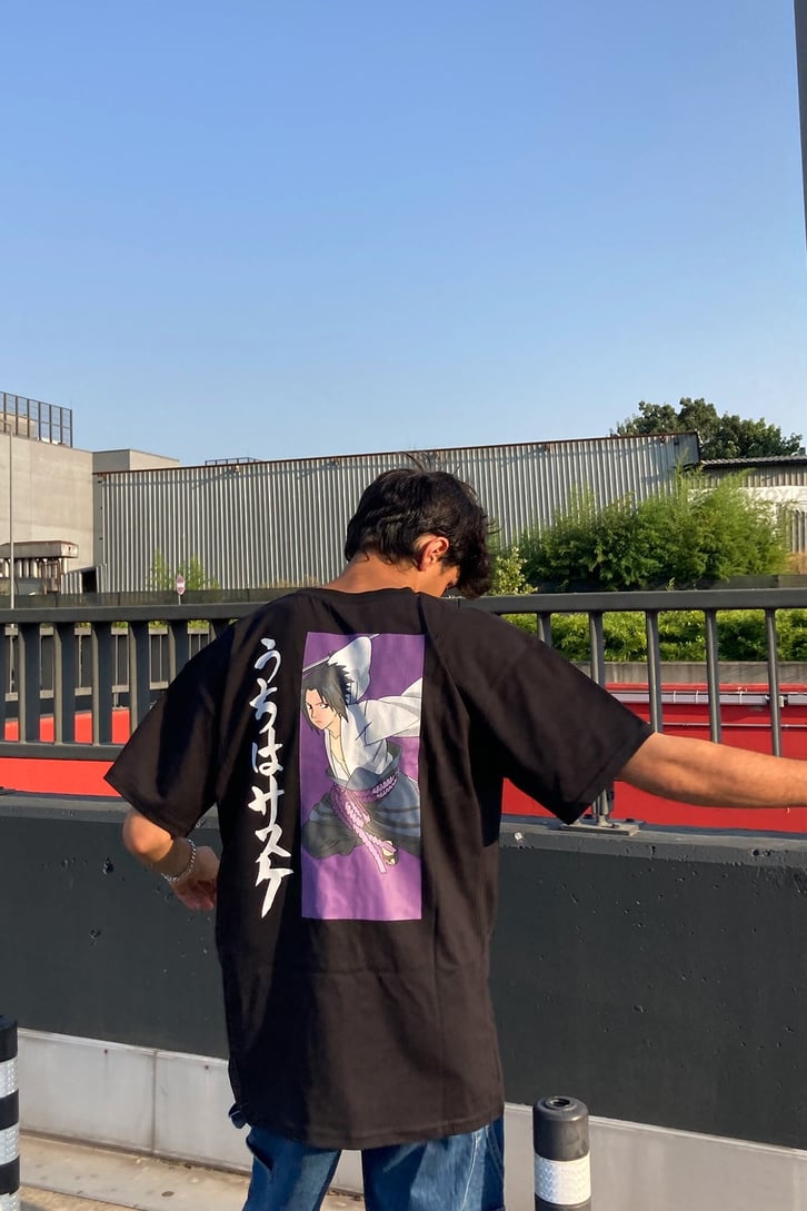 LIMITED EDITION SASUKE VS NARUTO BASKILI OVERSIZE TSHIRT