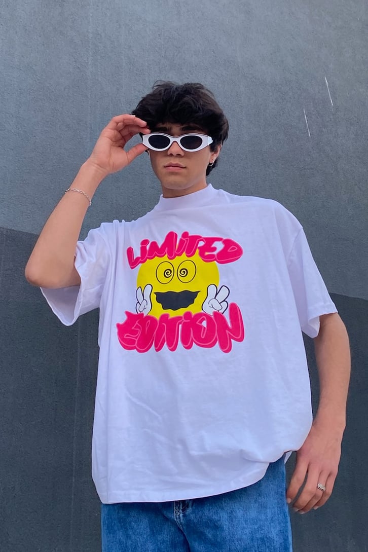 Limited Edition Zoom Baskılı Beyaz Oversize Tshirt