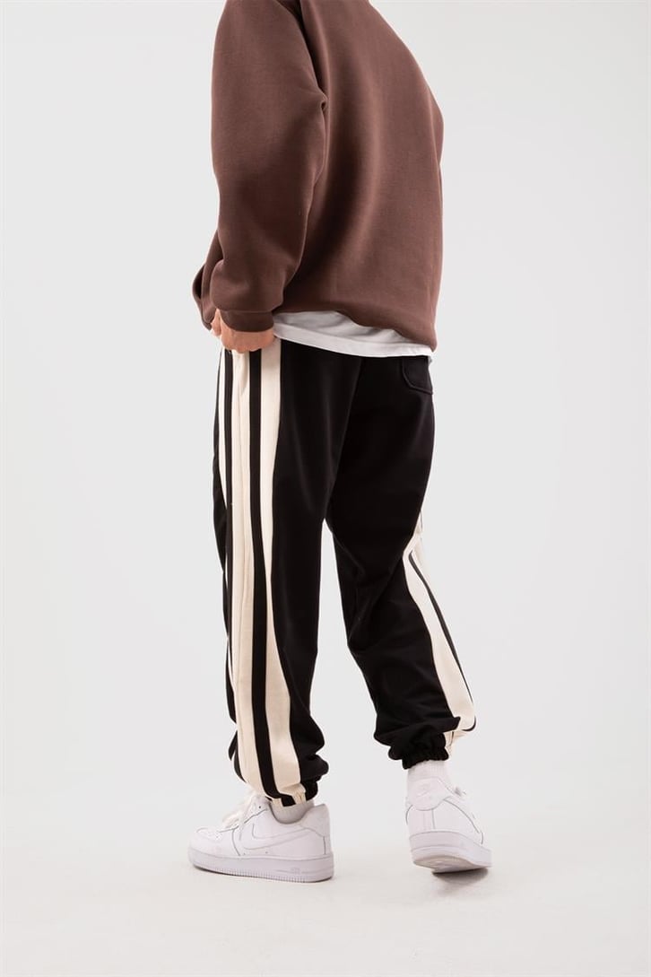 Line Dikişli Siyah Jogger Eşofman Altı
